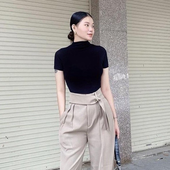 COCO SIN - Áo Thun Cổ Lọ Đen Tay Lỡ