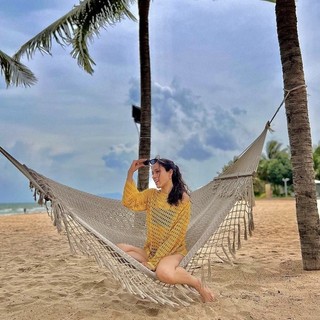 COCO SIN - Áo Sheer Vàng Lệch Vai