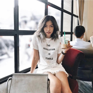 COCO SIN - Áo Lụa In Logo Trắng The Revolution Cổ Tròn