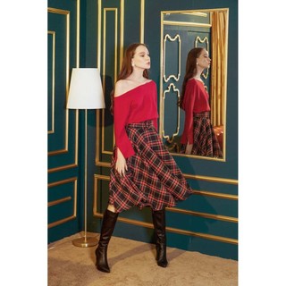 COCO SIN - Áo Knit Đỏ Lệch Vai