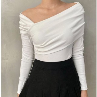 COCO SIN - Áo Kiểu Bodysuit Thun Trắng Lệch Vai