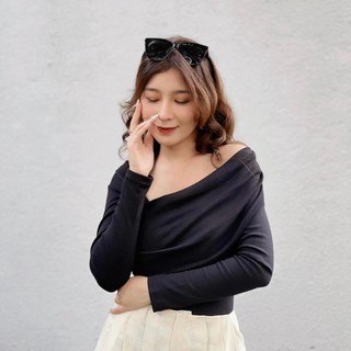 COCO SIN - Áo Kiểu Bodysuit Thun Đen Lệch Vai