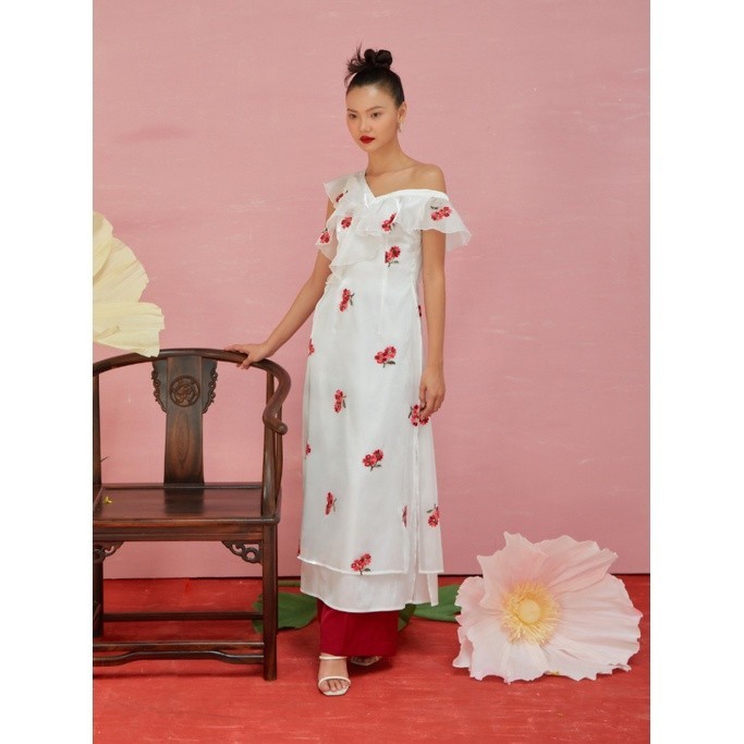COCO SIN - Áo Dài Trắng Hoa Lệch Vai