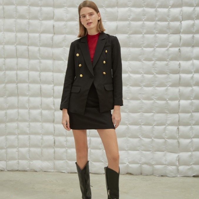 COCO SIN - Áo Blazer Đen Đính Nút Gold