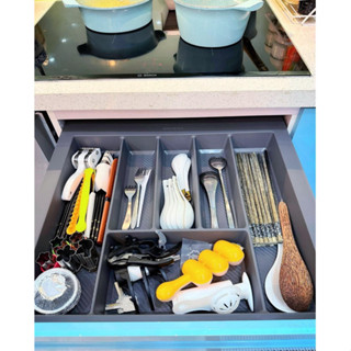 Khay nhựa chia ngăn kéo, khay nhựa ABS vân carbon chia thìa dĩa đũa muỗng ngăn tủ bếp thông minh nhập khẩu Eurogold 2024