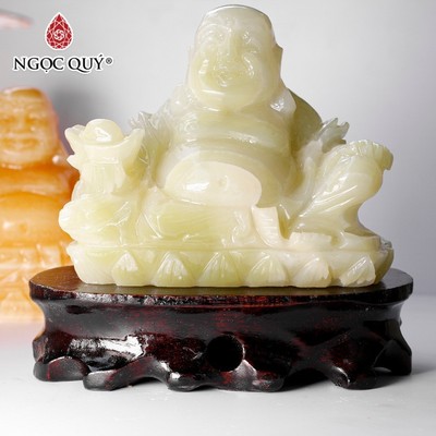 Vật phẩm phong thủy tượng Phật Di Lặc - Ngọc Quý