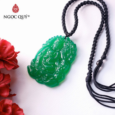 Mặt dây chuyền phật bà cưỡi rồng đá mã não xanh - Ngọc Quý