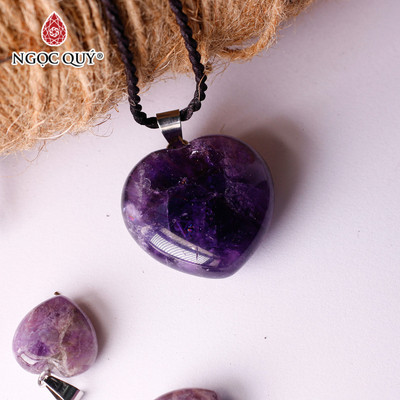 Mặt dây chuyền đá Thạch Anh Tím hình trái tim (chất đá thô có khất mặt)- Ngọc Quý