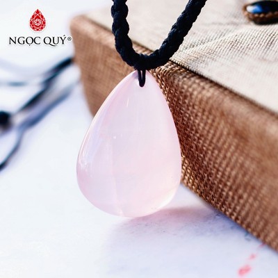 Mặt dây chuyền Thạch Anh Hồng hình giọt nước - Ngọc Quý