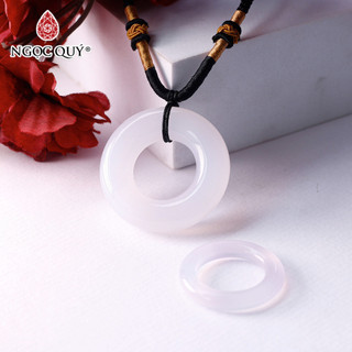 Mặt dây chuyền hình vòng tròn đá mã não trắng - Ngọc Quý