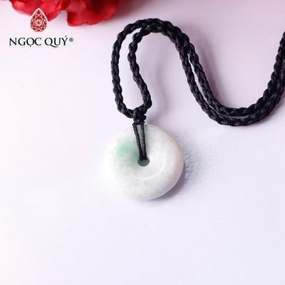 Mặt dây chuyền đồng điếu đá Jadeite - Ngọc Quý
