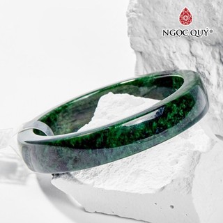 Vòng tay liền khối bản vuông Jadeite sơn thủy - Ngọc Quý