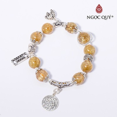 Vòng thạch anh tóc vàng charm S925 hạt 10mm Mẫu VC0613 - Ngọc Quý
