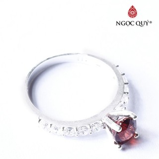 Nhẫn bạc đính Gn cao cấp - Ngọc Quý