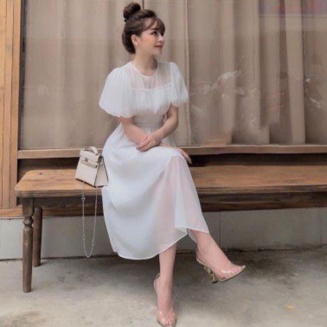 Đầm trắng tiểu thư tay phồng maxi
