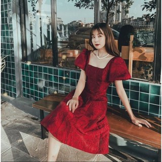 Đầm gấm dự tiệc nơ voan lưng dáng xoè