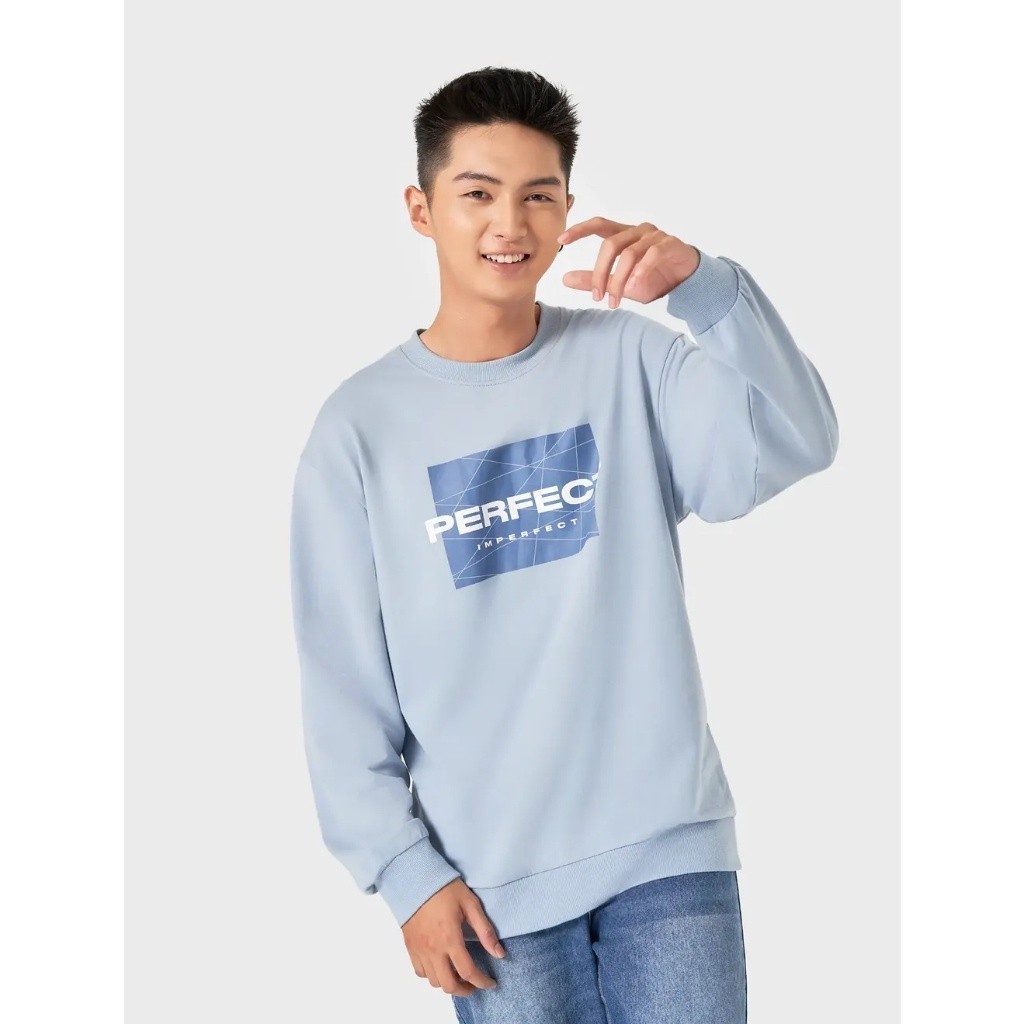 Áo nỉ nam CANIFA in hình chất liệu cotton pha, cổ áo, gấu tay và gấu thân bo, kiểu dáng trẻ trung, năng động 8TW22W024