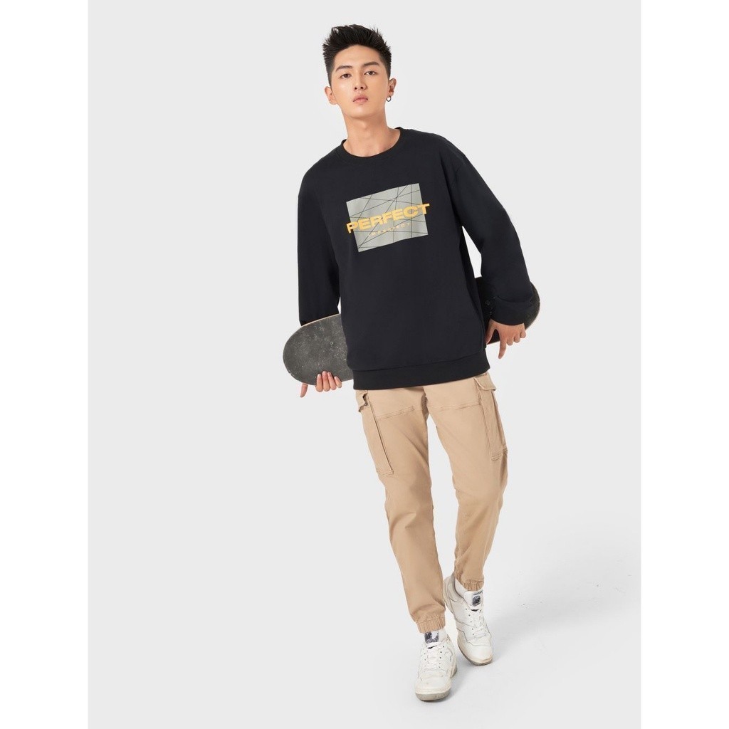 Áo nỉ nam CANIFA in hình chất liệu cotton pha, cổ áo, gấu tay và gấu thân bo, kiểu dáng trẻ trung, năng động 8TW22W024