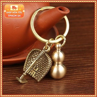 Móc Khoá Nhỏ Bằng Đồng Kiểu Dáng Bộ Cuốc Đất Tài Lộc Và Hồ Lô Tài Lộc ( Bộ 3 Món )