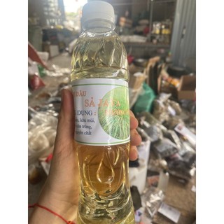 Tinh dầu sả java nguyên chất chưng cất thủ công thơm, khử mùi, đuổi côn trùng. Tinh dầu xả xã Java Mường Tè