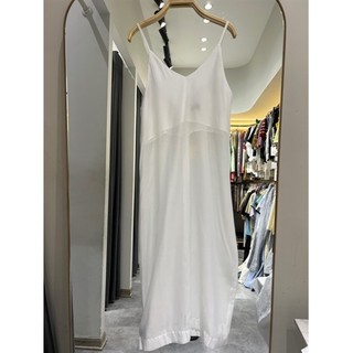 váy dây lụa trong table 3707