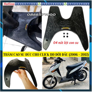 Thảm để chân cao su đúc xe click 110, móc treo đồ inox 304, bọc cao su chân chống xe máy