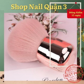 Chổi phủi bụi nail cán ngắn lông hồng – cọ phủi bụi nail chuyên dụng lông dày, mềm mượt Nail Quận 3