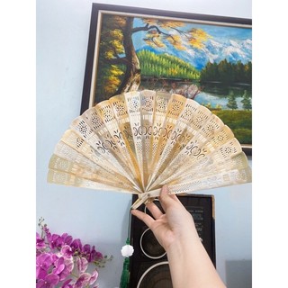 Quạt sừng Hầu Đồng