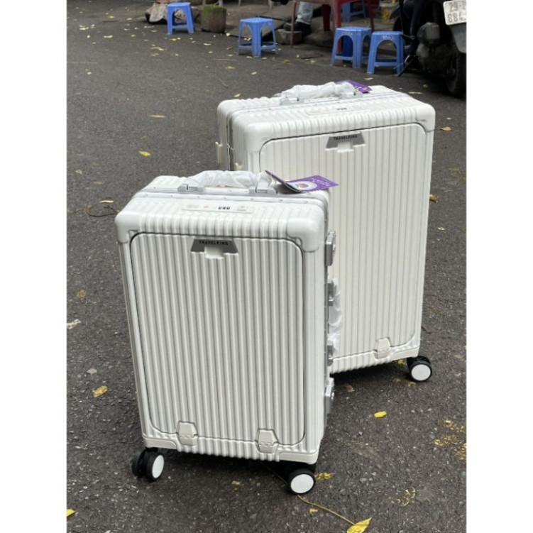 Hỏa tốc Vali khung nhôm Travelking 8083, Vali Travelking của Hùng Phát. Có khay đựng bình nước, sạc 