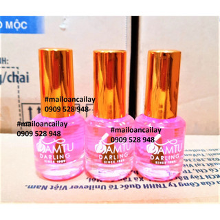 Sơn móng tay bóng nước màu hồng