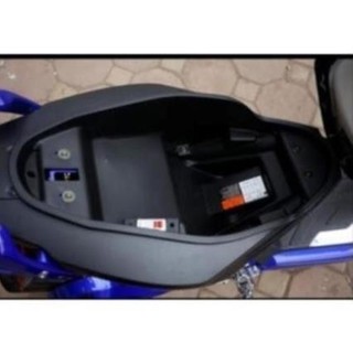 Cốp đựng đồ xe điện Xmen