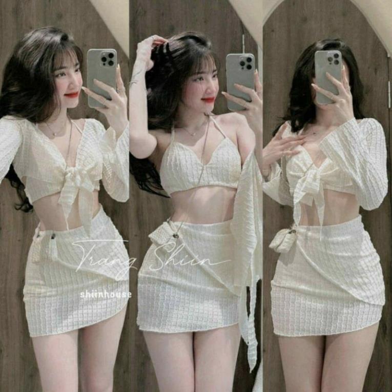 Váy đũi yếm chun buộc dây kèm hoa rời dáng ngắn hot hit. Váy yếm kèm hoa họa tiết trái tìm chân váy tầng xòe siu xinh | BigBuy360 - bigbuy360.vn