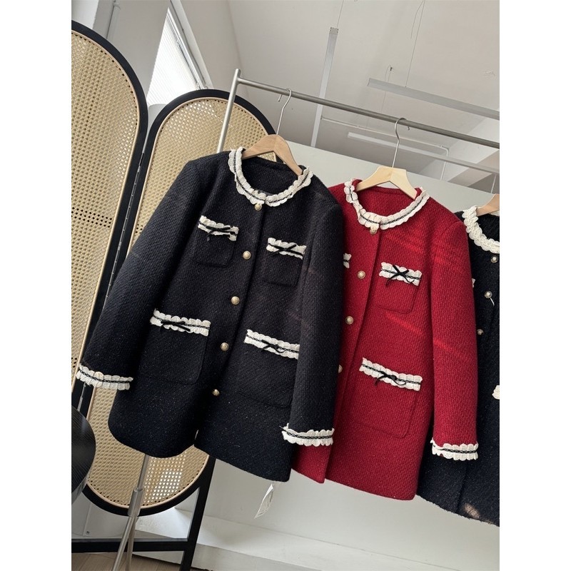 𝐀́𝐨 𝐤𝐡𝐨𝐚́𝐜 𝐝𝐚̣ 𝐜𝐚𝐬𝐡𝐦𝐞𝐞𝐫  𝐩𝐡𝐨̂́𝐢 𝐧𝐨̛ 𝐀𝐒 𝐅𝐔 𝐑𝐎𝐎𝐌 𝐩𝐡𝐨𝐧𝐠 𝐜𝐚́𝐜𝐡 𝐍𝐞𝐫𝐭𝐫𝐨 𝐇𝐚̀𝐧 𝐐𝐮𝐨̂́𝐜 (𝐚̉𝐧𝐡 𝐭𝐡𝐚̣̂𝐭 𝐥𝐚̀ 𝟑 𝐚̉𝐧𝐡 𝐜𝐮𝐨̂́𝐢 )