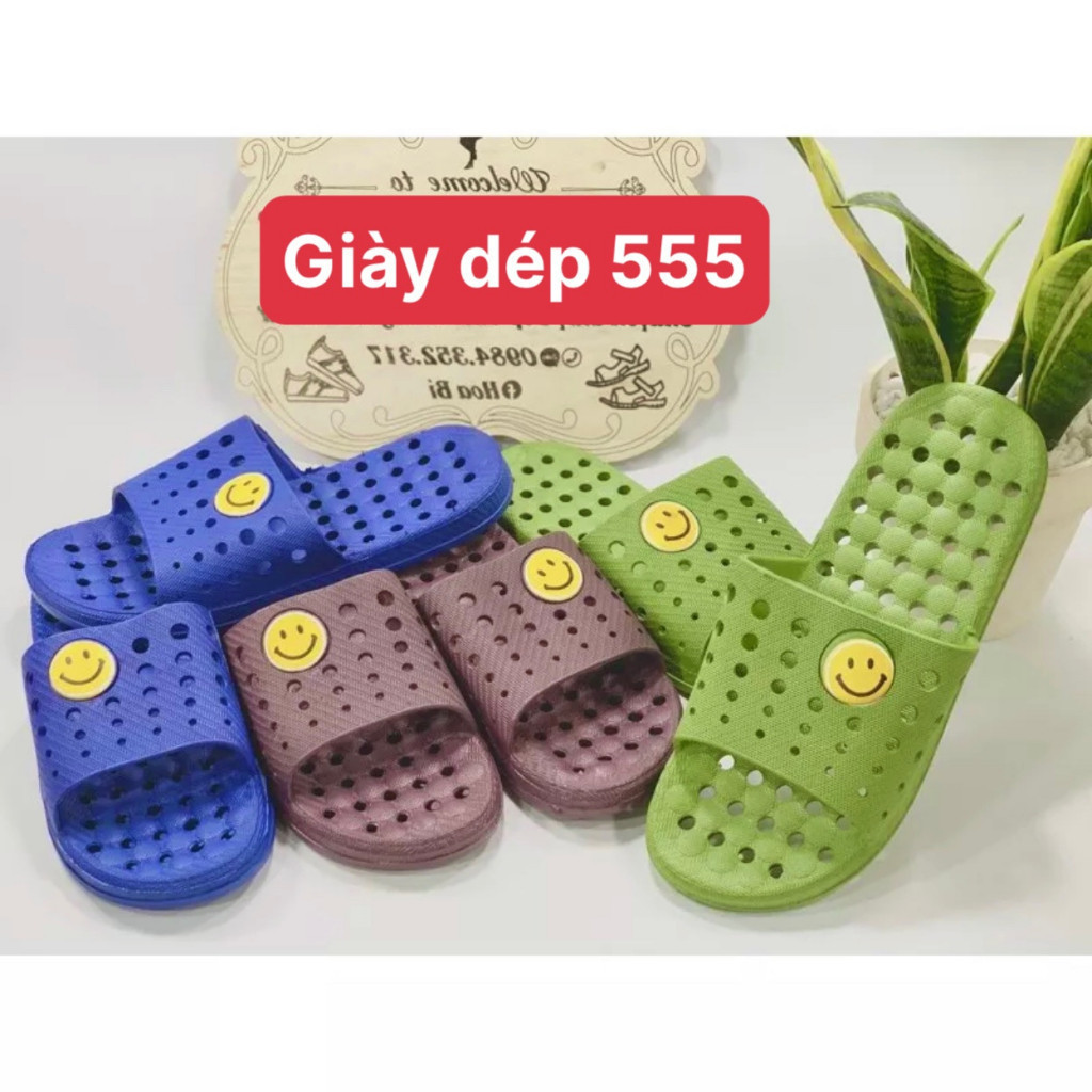 Dép đi trong nhà tắm văn phòng hình mặt cười có lỗ thoát nước chất liệu cao su chống trơn trượt tốt-giày dép 555