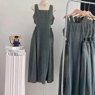 VÁY JEAN  GIẤY 2 DÂY LOANG CUT EO