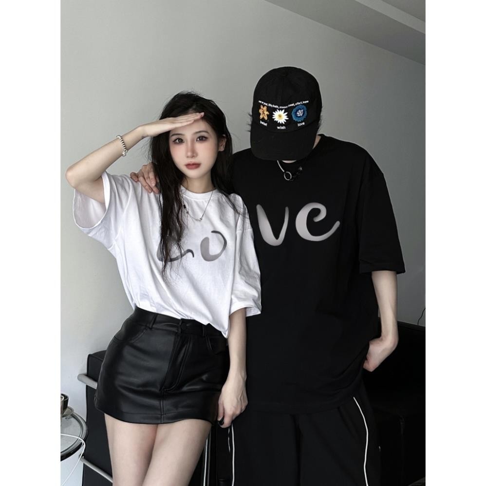 Áo thun đôi in ngực chữ Love siêu đẹp hot hit dành cho các cặp đôi form unisex tay lỡ UT