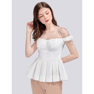 RECHIC Áo Kiểu Hibis Màu Trắng hai dây trễ vai tùng xếp ly dễ phối xinh xắn trẻ trung