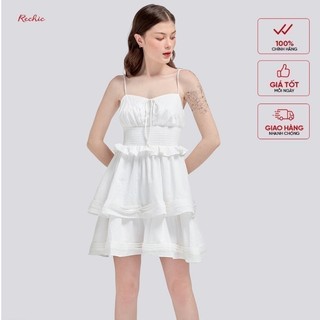 RECHIC Đầm Eirlys Màu Trắng hai dây dáng xoè tầng nhẹ nhàng gợi cảm dạo phố xinh xắn