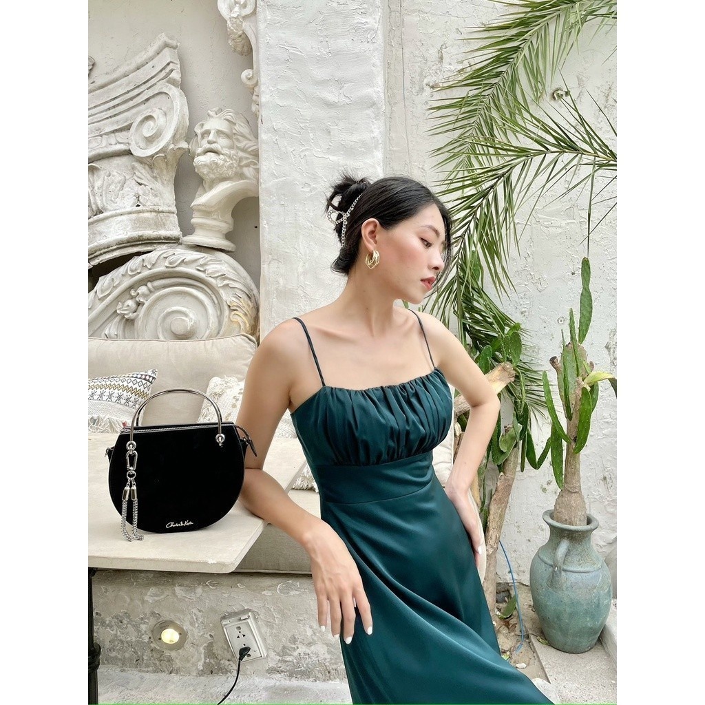 RECHIC Đầm dài Narry Lụa hai dây Nhún Ngực Quyến Rũ Xinh Xắn | BigBuy360 - bigbuy360.vn