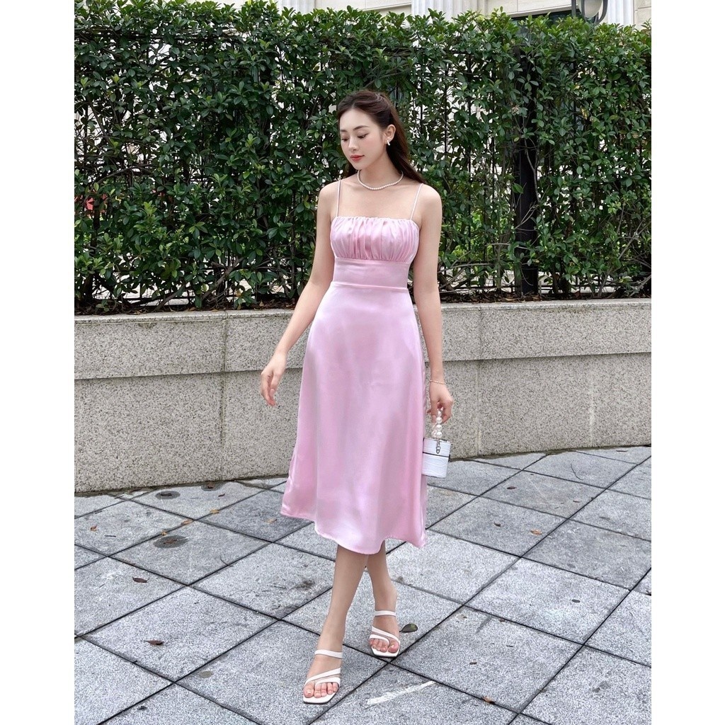 RECHIC Đầm dài Narry Lụa hai dây Nhún Ngực Quyến Rũ Xinh Xắn | BigBuy360 - bigbuy360.vn