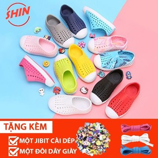 giày nhựa đi mưa họa tiết nhiều màu tặng thêm 2 sticker