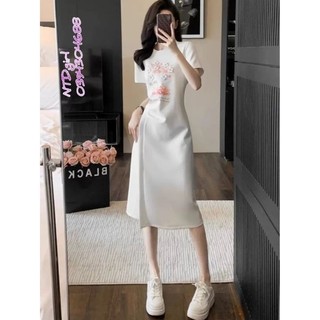 Hàng nhập - Đầm dáng ôm thun mịn mát thêu hoa nổi, váy body Quảng Châu xẻ tà một bên 18062024