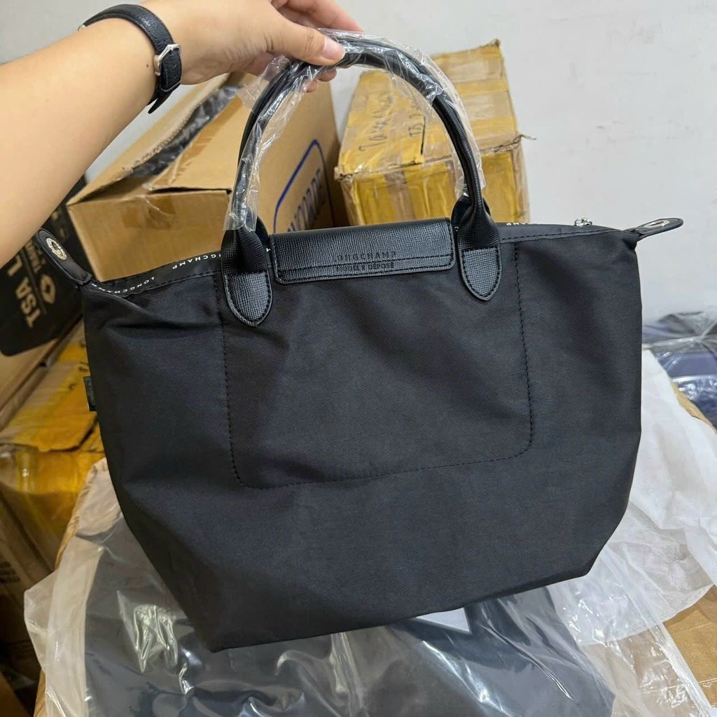 Túi tote Longchamp vải dù nắp da