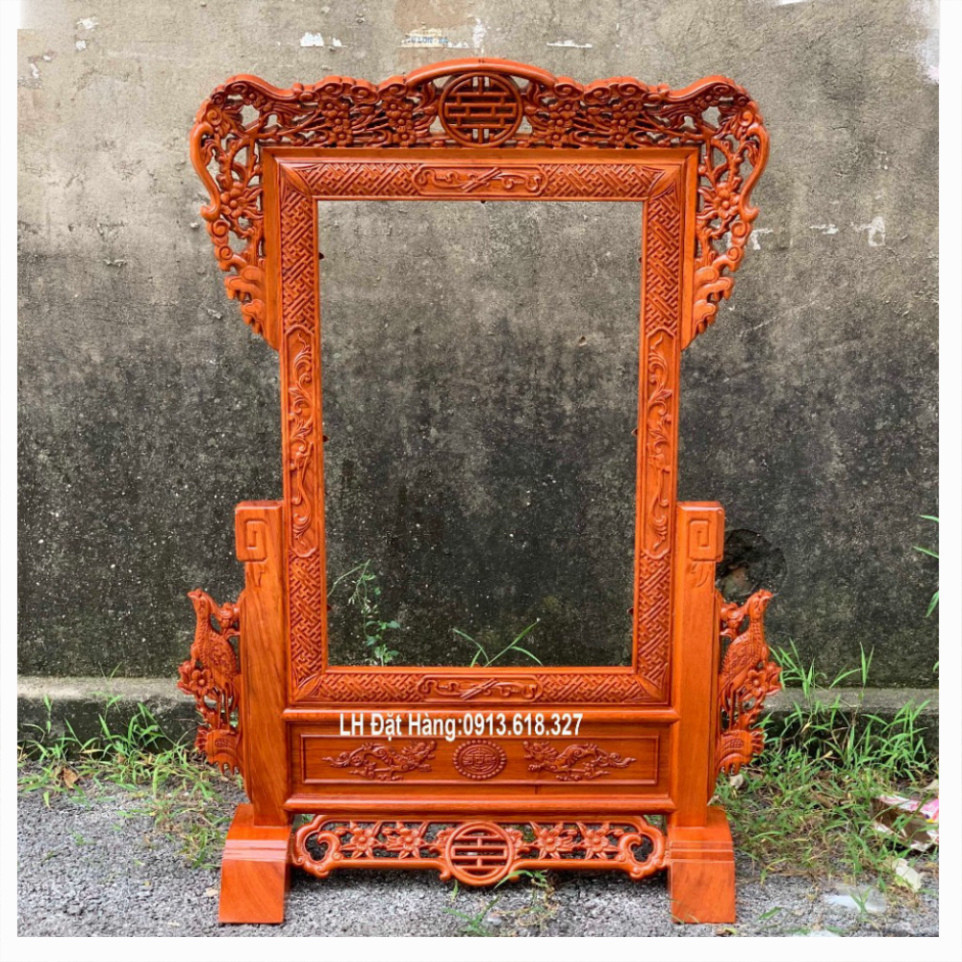 Khung ảnh thờ gia tiên sen phu thế cỡ ảnh 40x60 gỗ hương