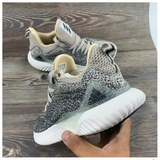 Giày thể thao sneaker AlphaBounce xám tiêu Xám Chấm Đen