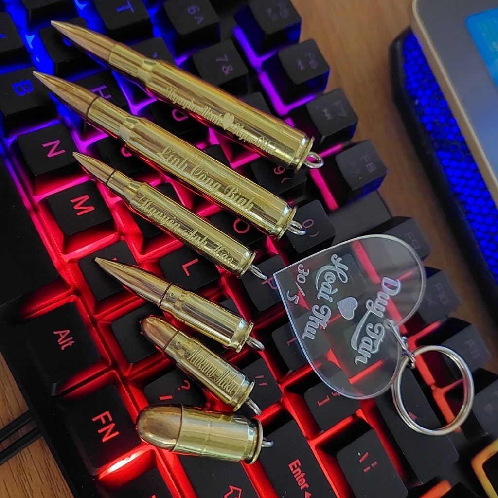 Móc kháo cattut khắc tên , khóa khắc tên theo yêu cầu, Quà Lưu Niệm 24