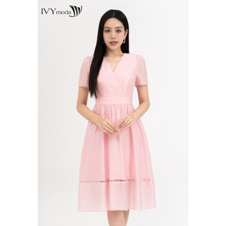 Đầm lụa xòe cổ V nữ IVY moda MS 48M6598