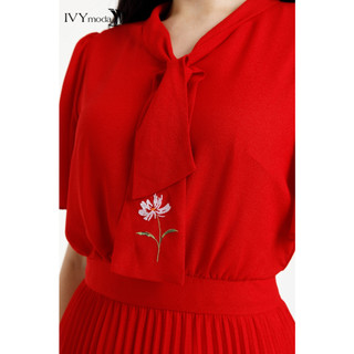 Đầm lụa nữ thêu hoa IVY moda MS 48M7505