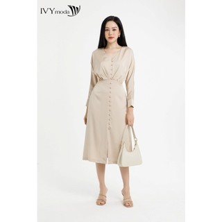 Đầm lụa trơn phối khuy bọc IVY moda MS 48M7159