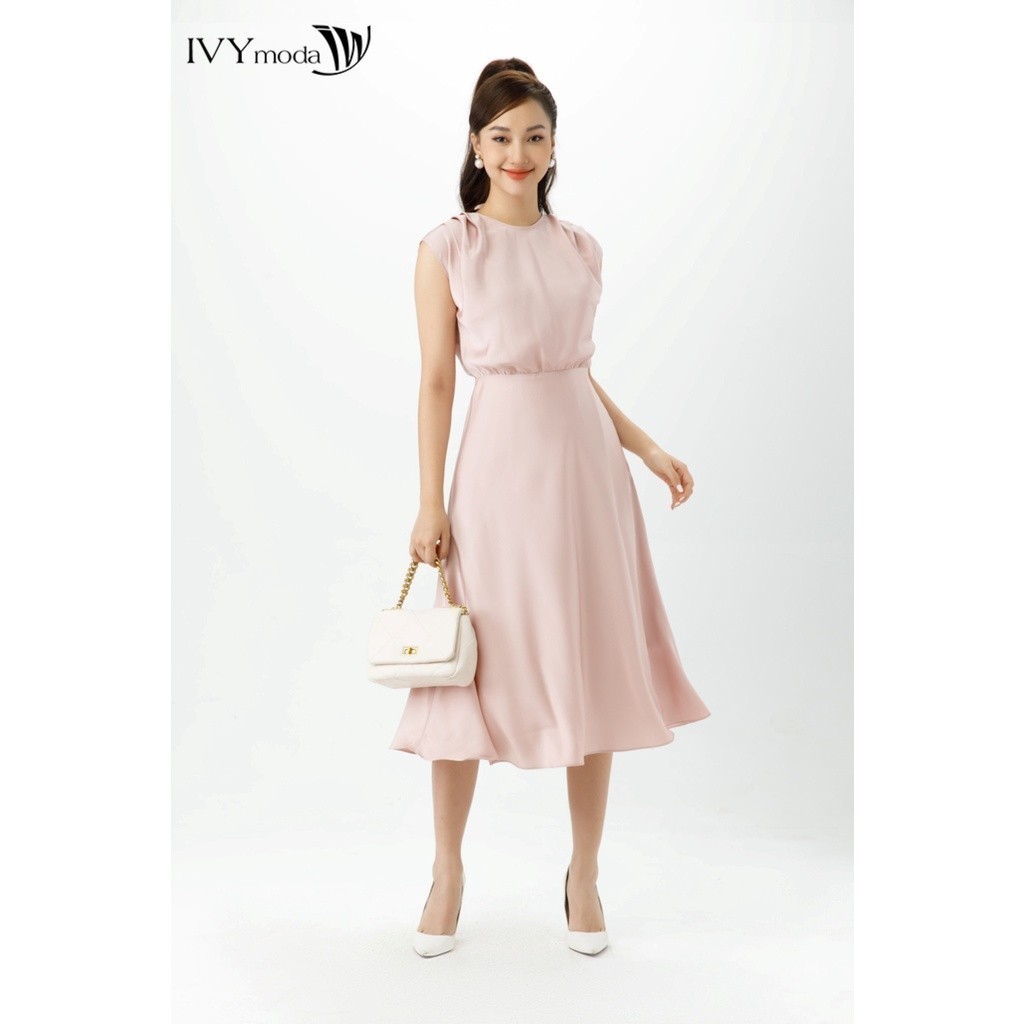 Đầm lụa cổ sau cách điệu IVY moda MS 48M7212